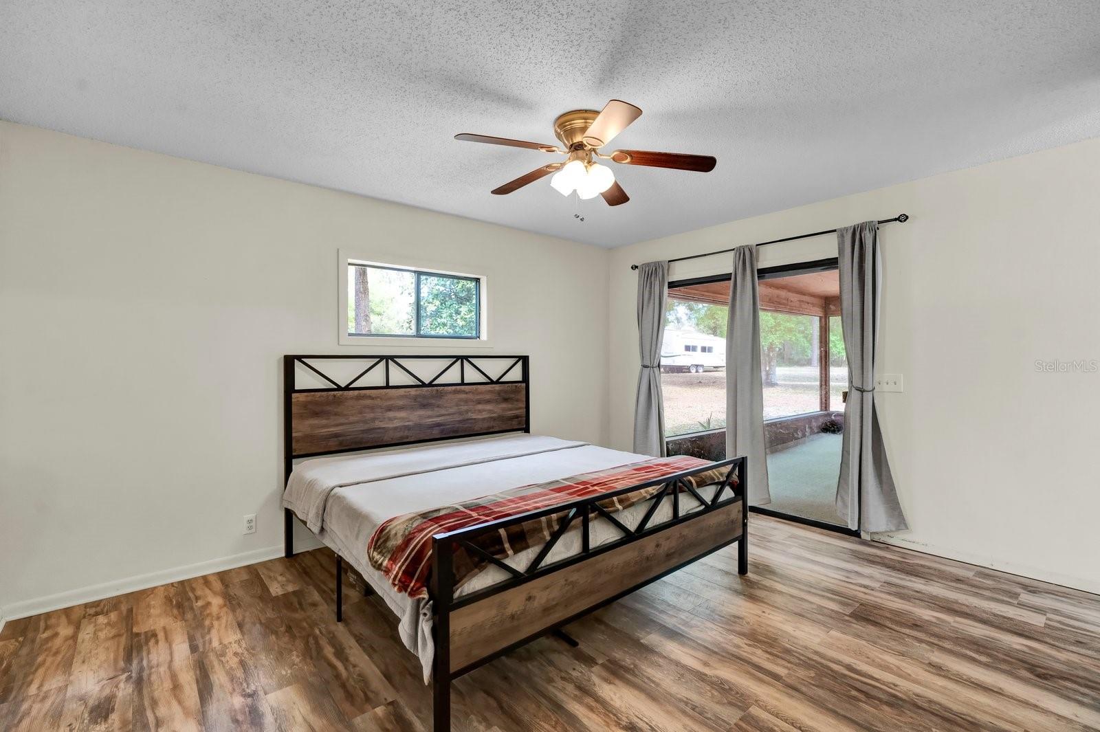 380 S LAWTON AVE, ORANGE CITY, FL, 32763