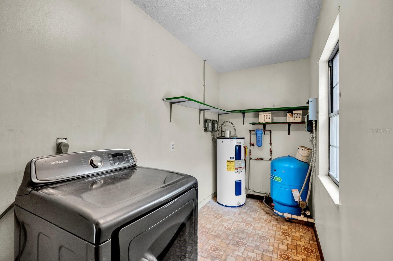 380 S LAWTON AVE, ORANGE CITY, FL, 32763