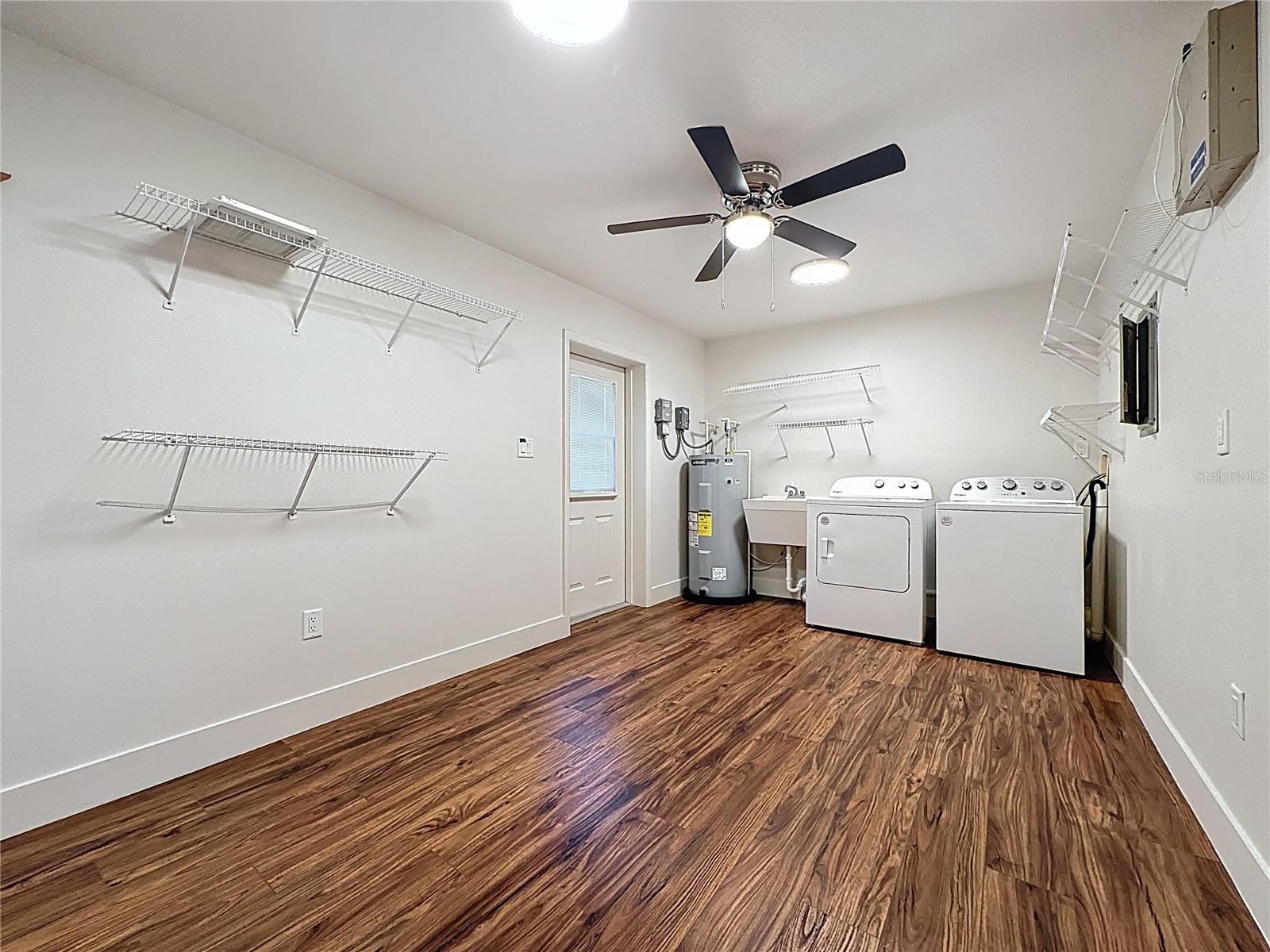 17077 OLD COUNTRY LN, WINTER GARDEN, FL, 34787