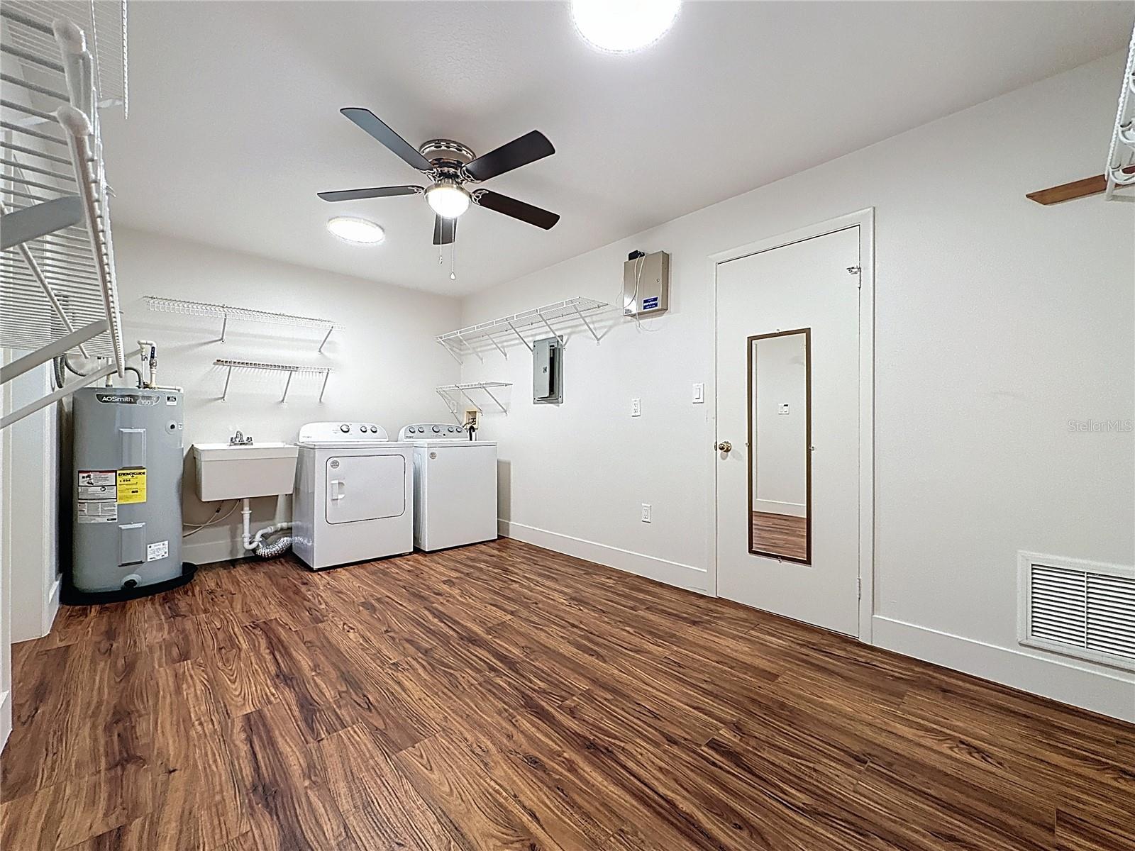 17077 OLD COUNTRY LN, WINTER GARDEN, FL, 34787