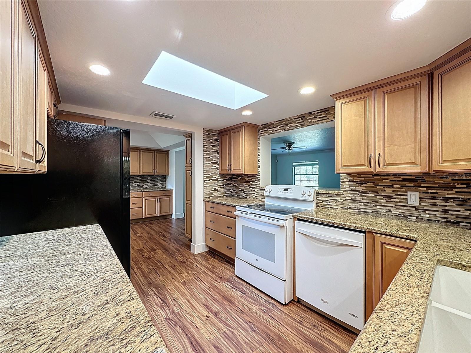 17077 OLD COUNTRY LN, WINTER GARDEN, FL, 34787
