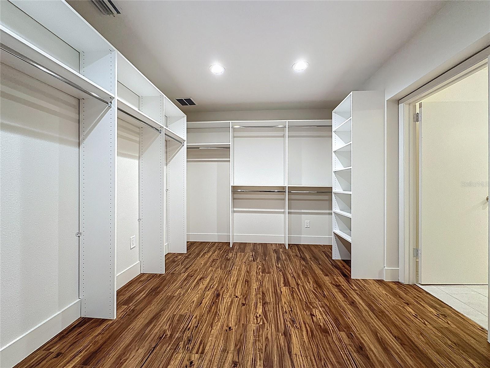 17077 OLD COUNTRY LN, WINTER GARDEN, FL, 34787
