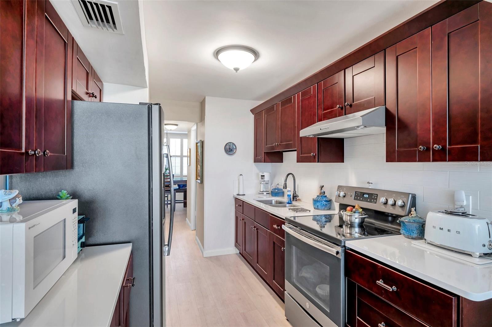 4720 LOCUST ST NE #206, ST PETERSBURG, FL, 33703