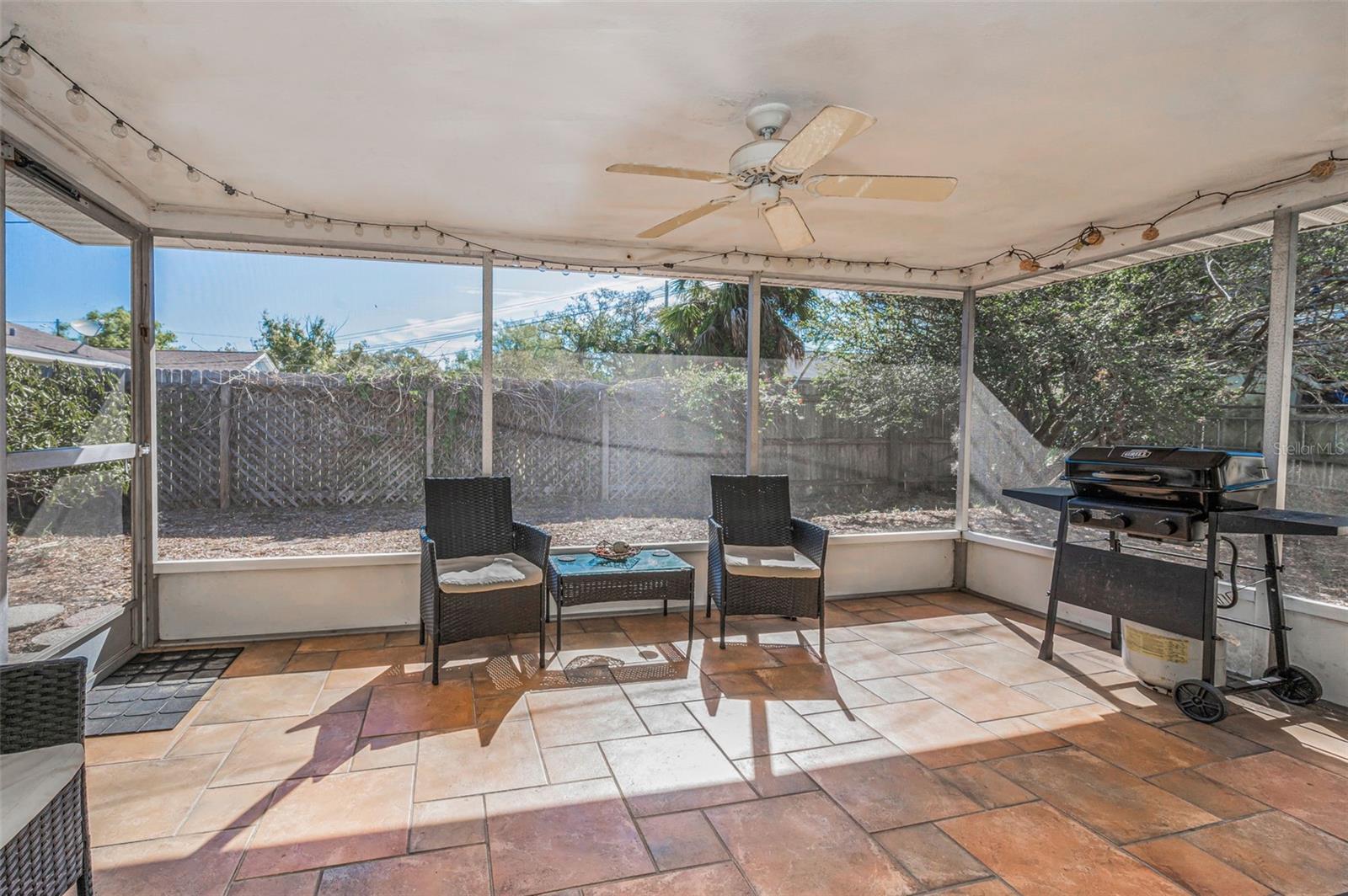 2053 JEFFERSON AVE, DUNEDIN, FL, 34698