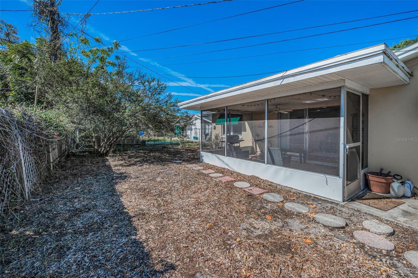 2053 JEFFERSON AVE, DUNEDIN, FL, 34698