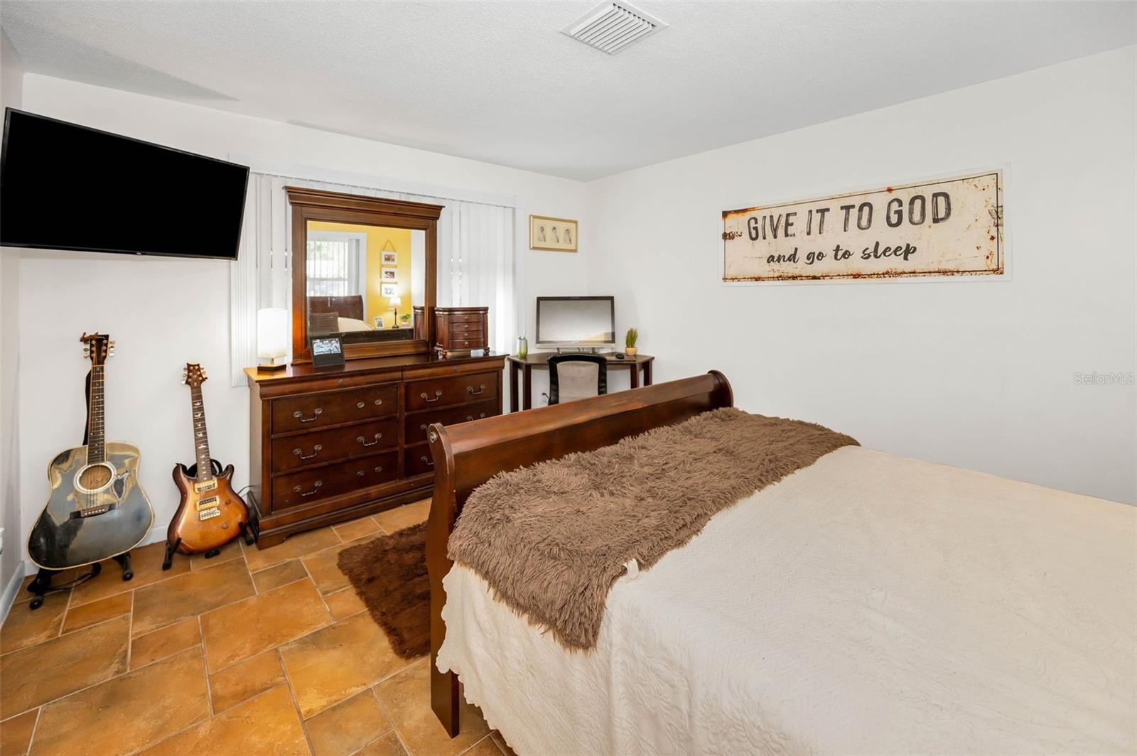 2053 JEFFERSON AVE, DUNEDIN, FL, 34698