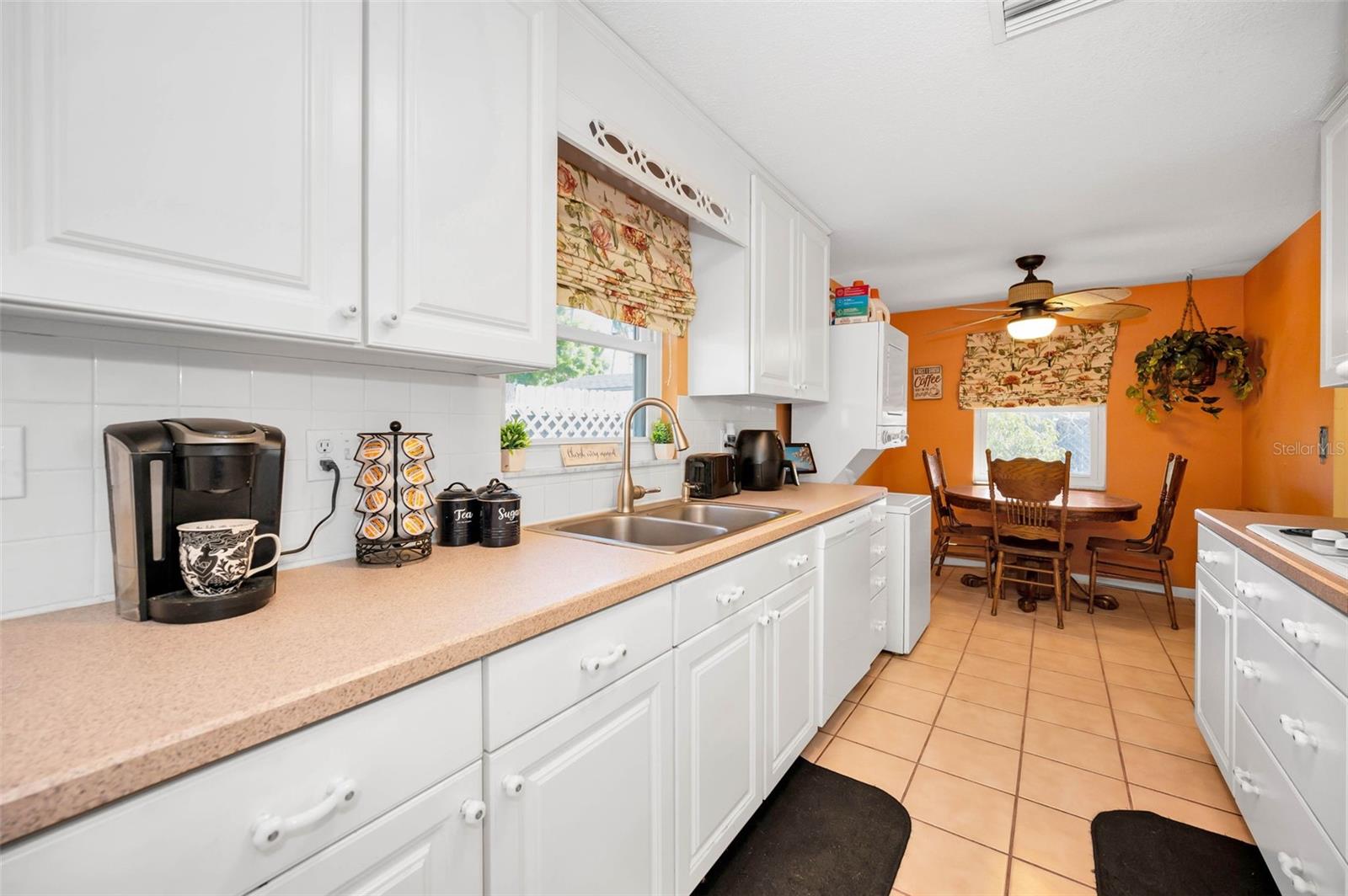 2053 JEFFERSON AVE, DUNEDIN, FL, 34698
