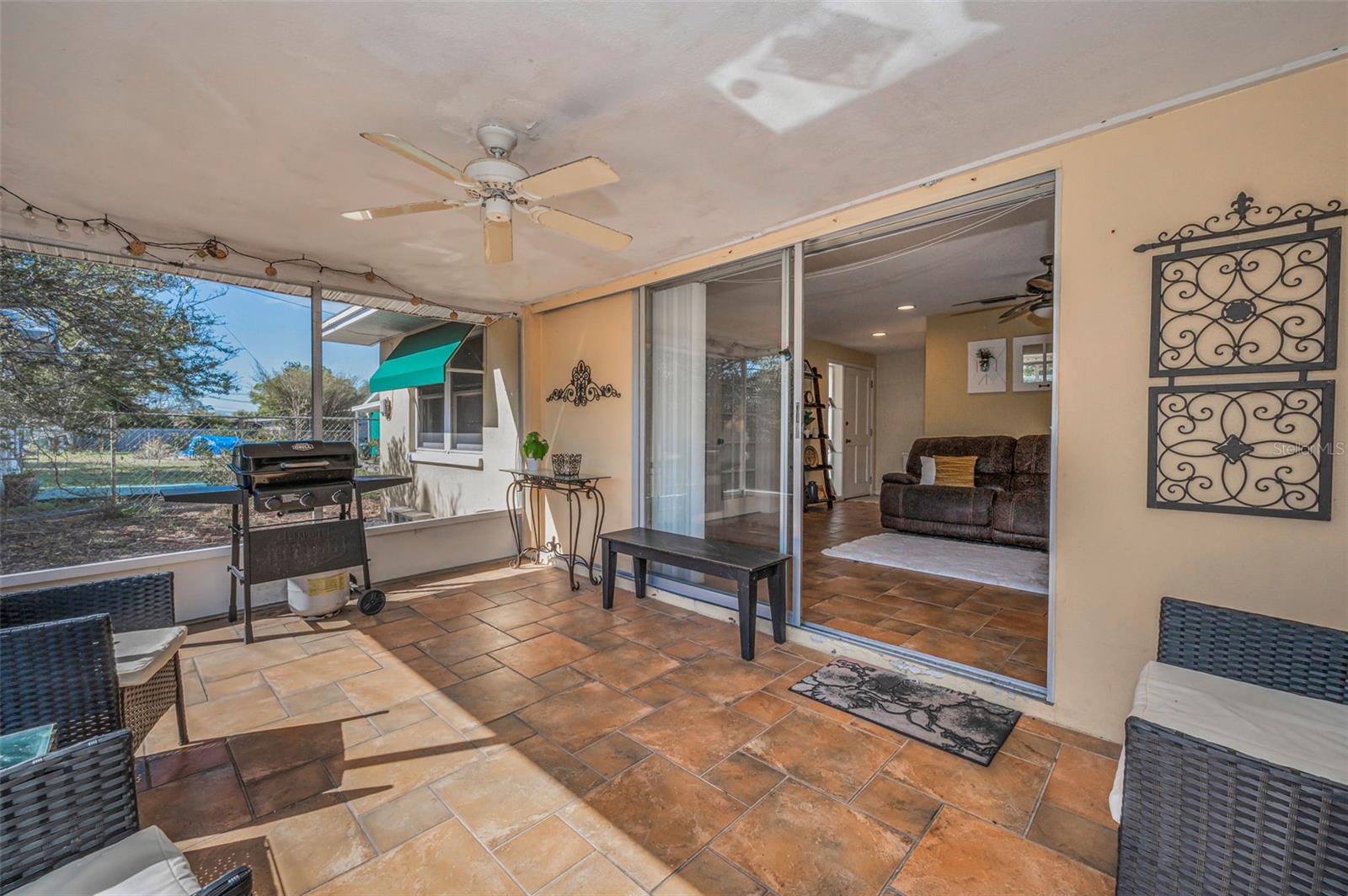 2053 JEFFERSON AVE, DUNEDIN, FL, 34698