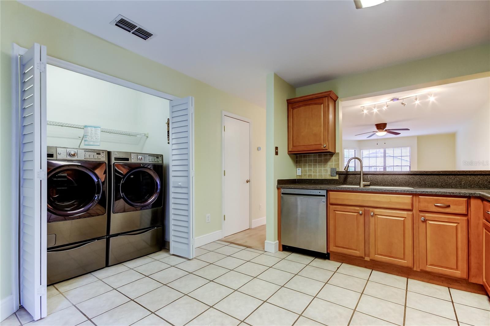 5100 BURCHETTE RD #602, TAMPA, FL, 33647