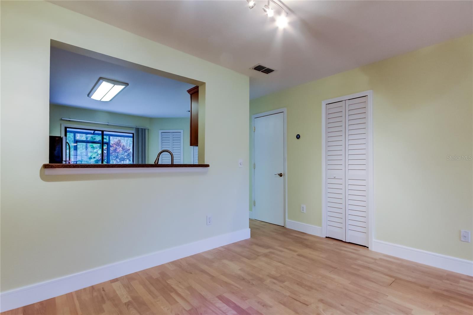 5100 BURCHETTE RD #602, TAMPA, FL, 33647