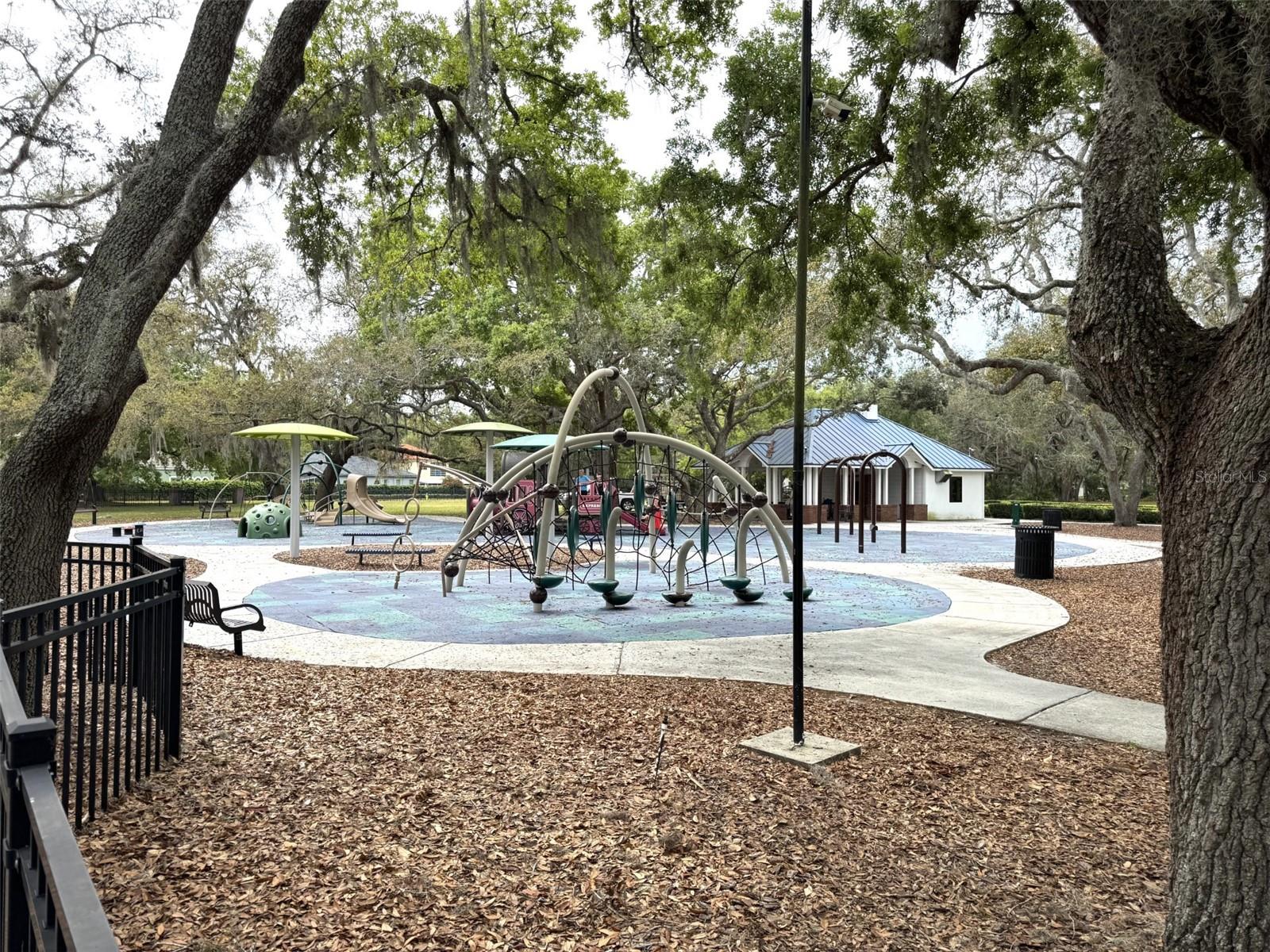 5100 BURCHETTE RD #602, TAMPA, FL, 33647