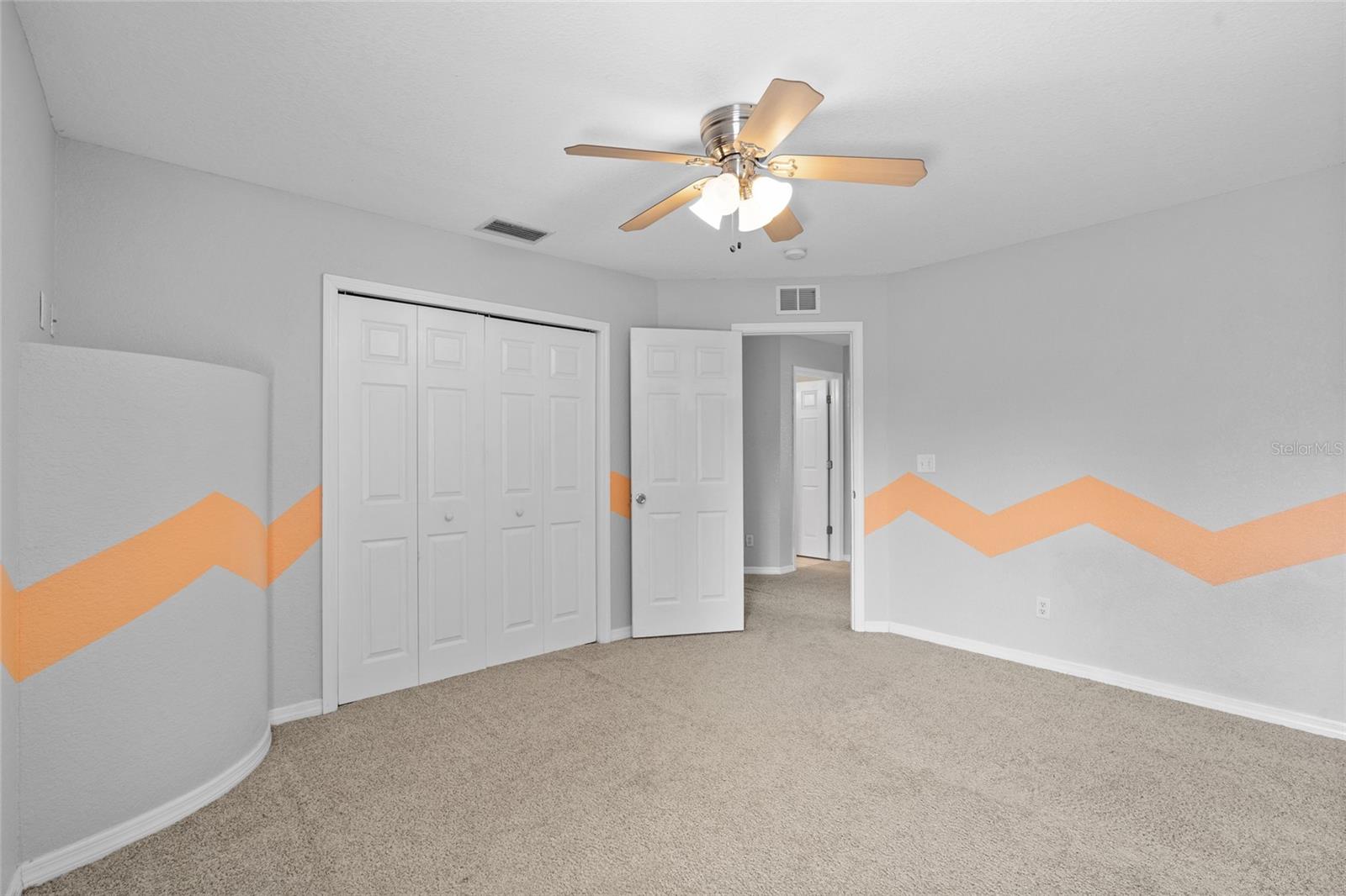 5232 3RD AVE S, ST PETERSBURG, FL, 33707
