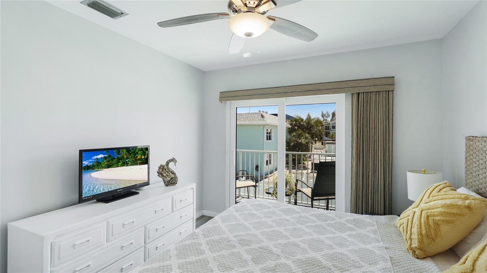 117 7TH ST N #14, BRADENTON BEACH, FL, 34217
