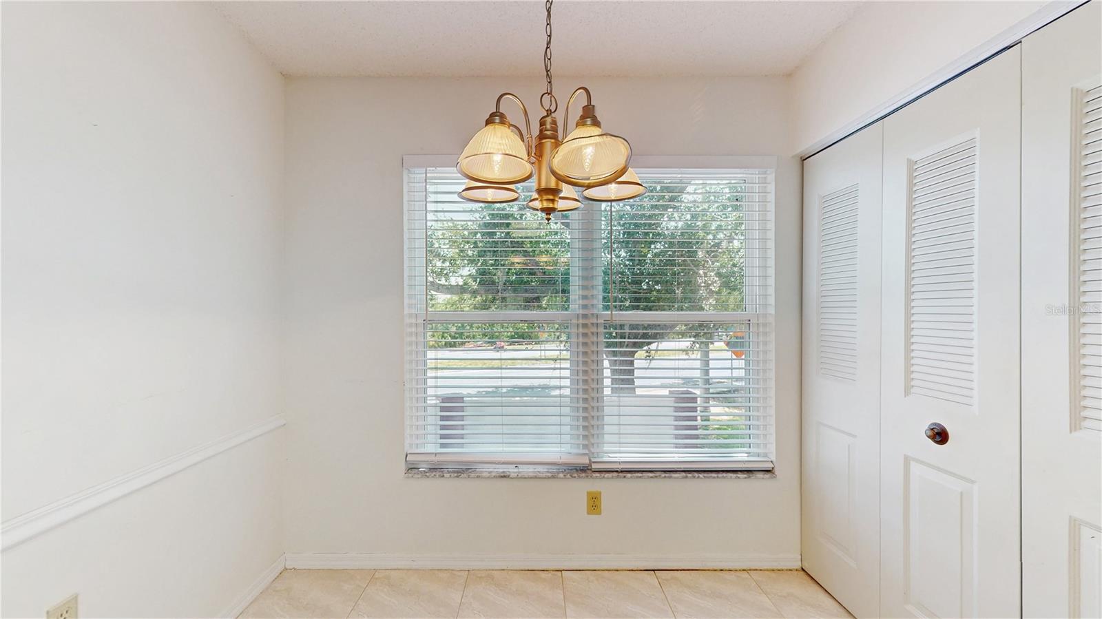 TB8366549 Property Photo