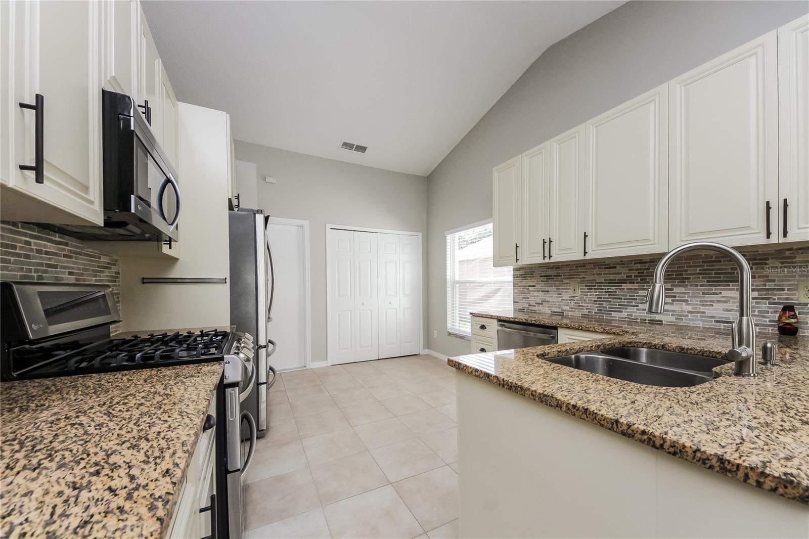 7807 LAUREL OAK LN, KISSIMMEE, FL, 34747
