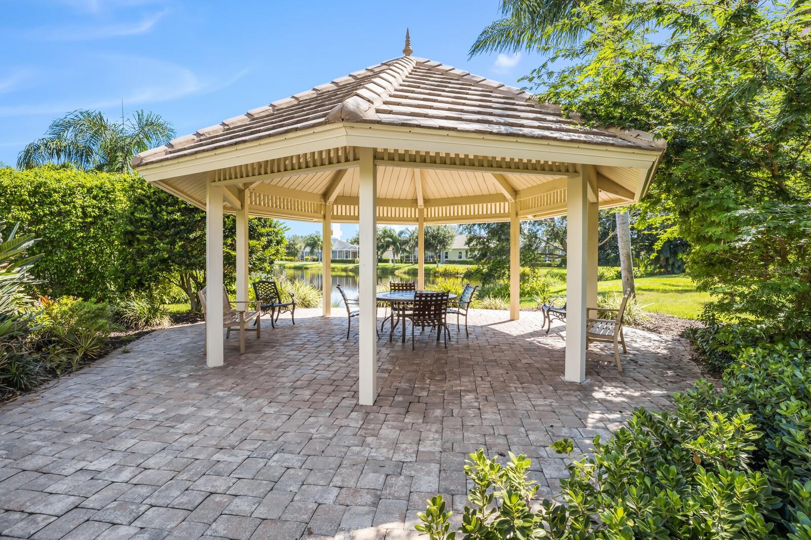 8850 17TH AVENUE CIR NW, BRADENTON, FL, 34209