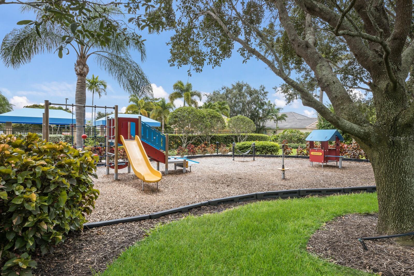 8850 17TH AVENUE CIR NW, BRADENTON, FL, 34209