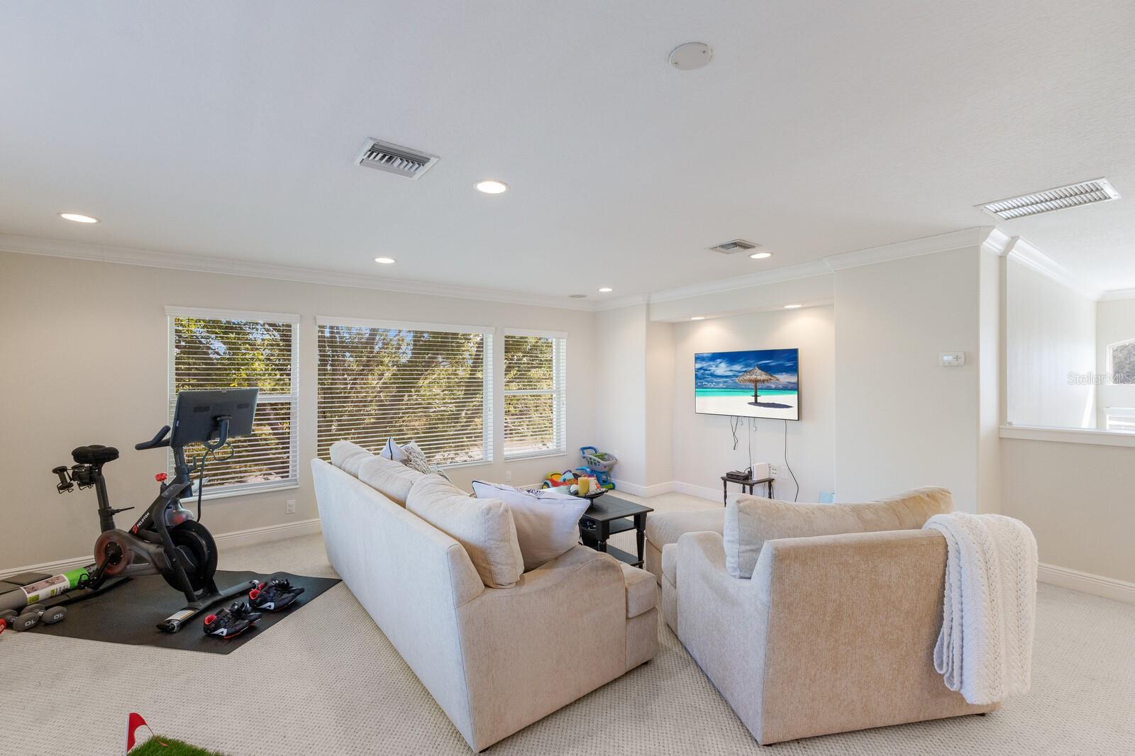 8850 17TH AVENUE CIR NW, BRADENTON, FL, 34209