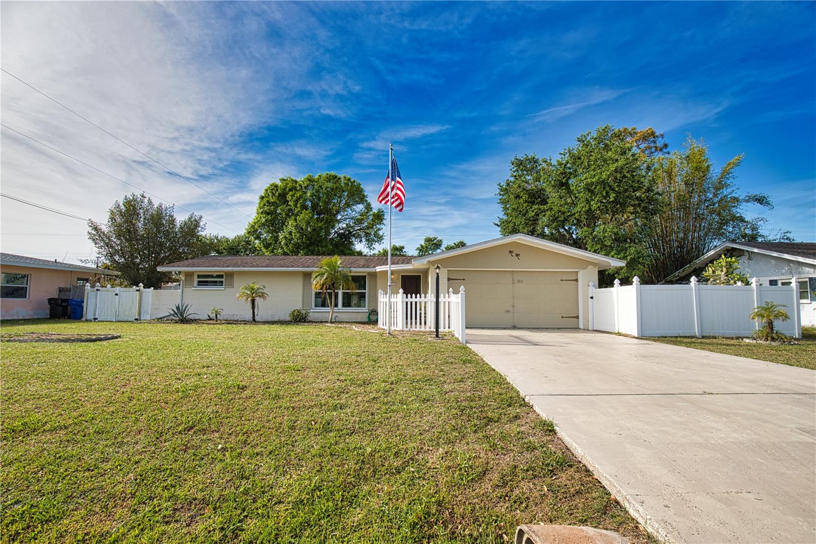 1211 LAUREL AVE, VENICE, FL, 34285