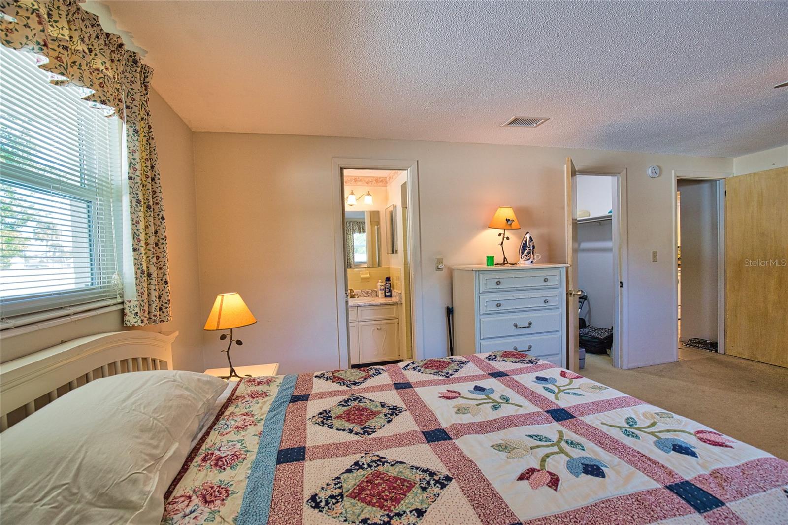 1211 LAUREL AVE, VENICE, FL, 34285