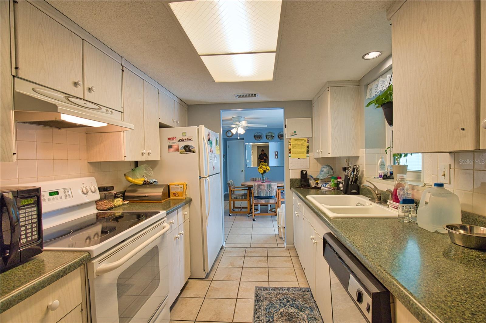 1211 LAUREL AVE, VENICE, FL, 34285