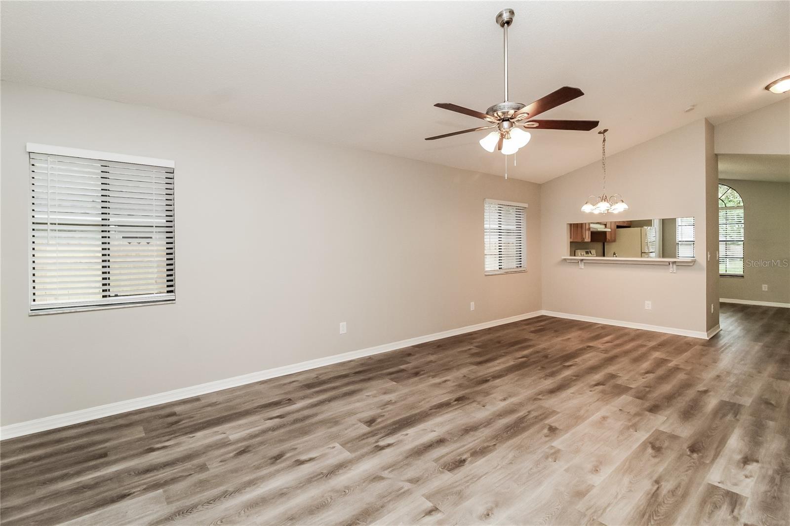 1802 WATERBEACH CT, APOPKA, FL, 32703