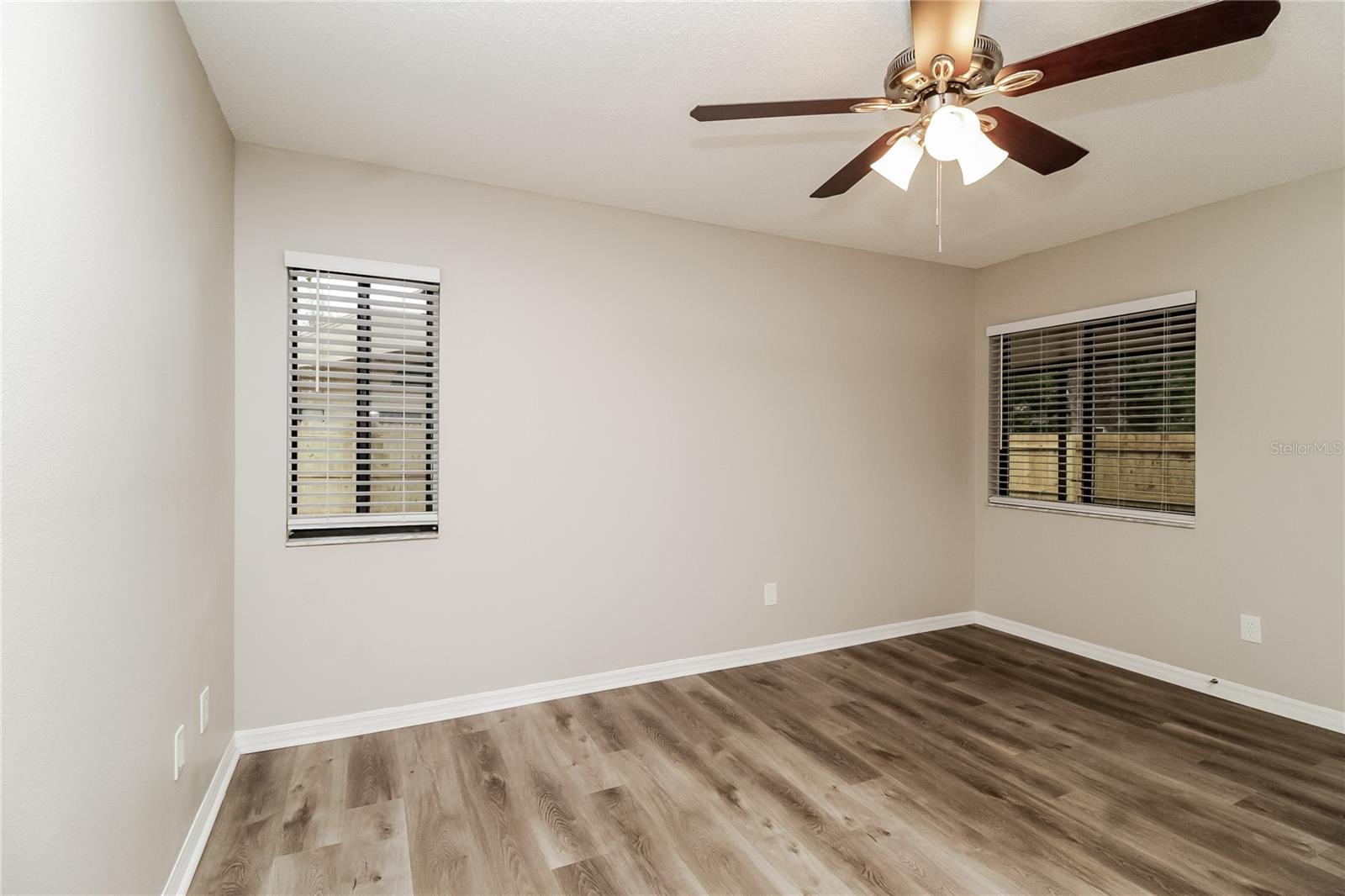 1802 WATERBEACH CT, APOPKA, FL, 32703