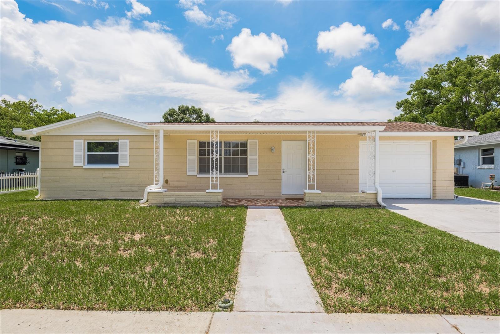 5646 FESTIVO DR, HOLIDAY, FL, 34690