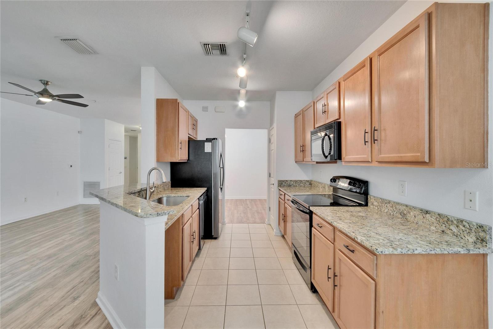 2119 KINGS PALACE DR, RIVERVIEW, FL, 33578