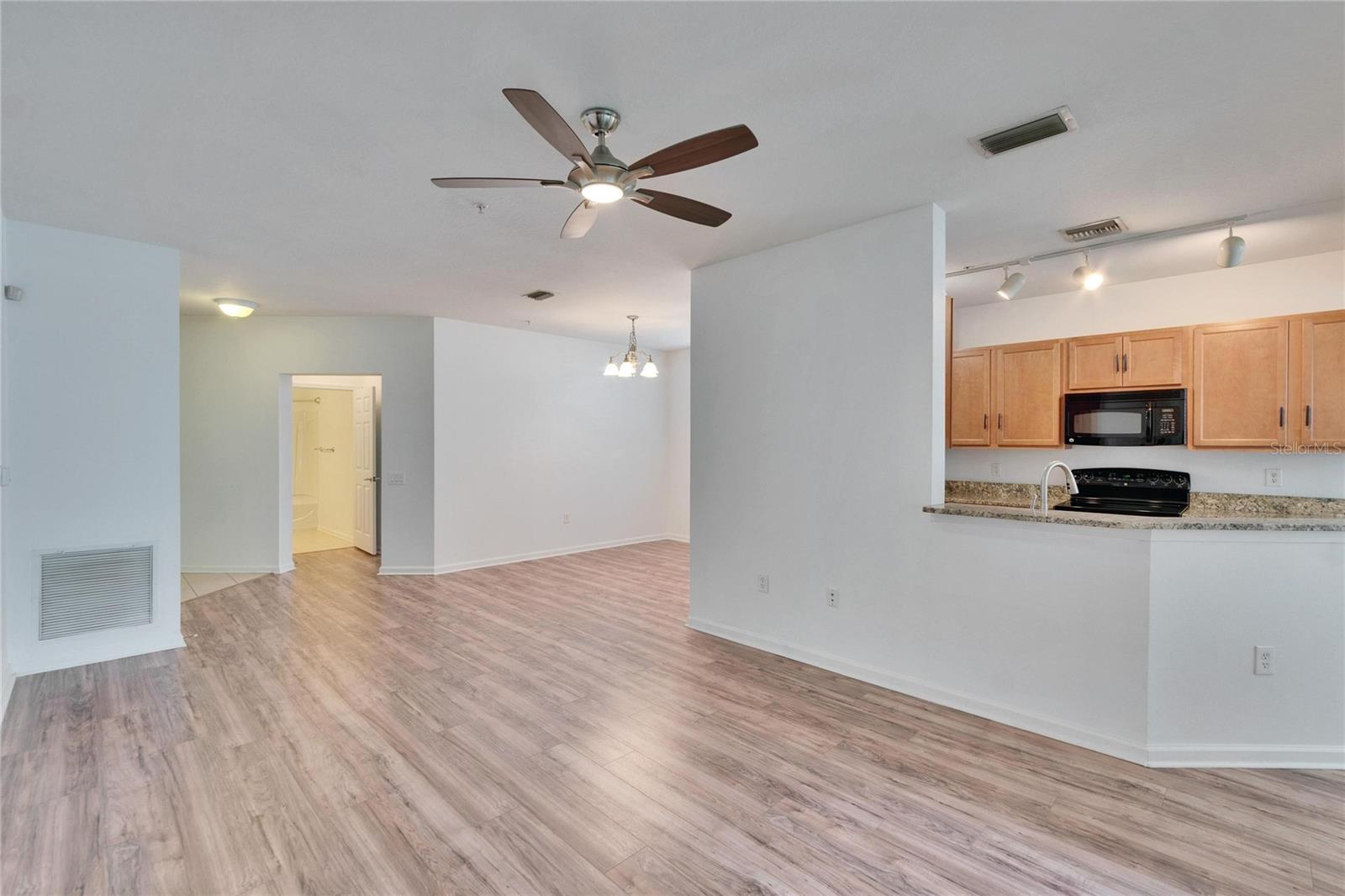2119 KINGS PALACE DR, RIVERVIEW, FL, 33578
