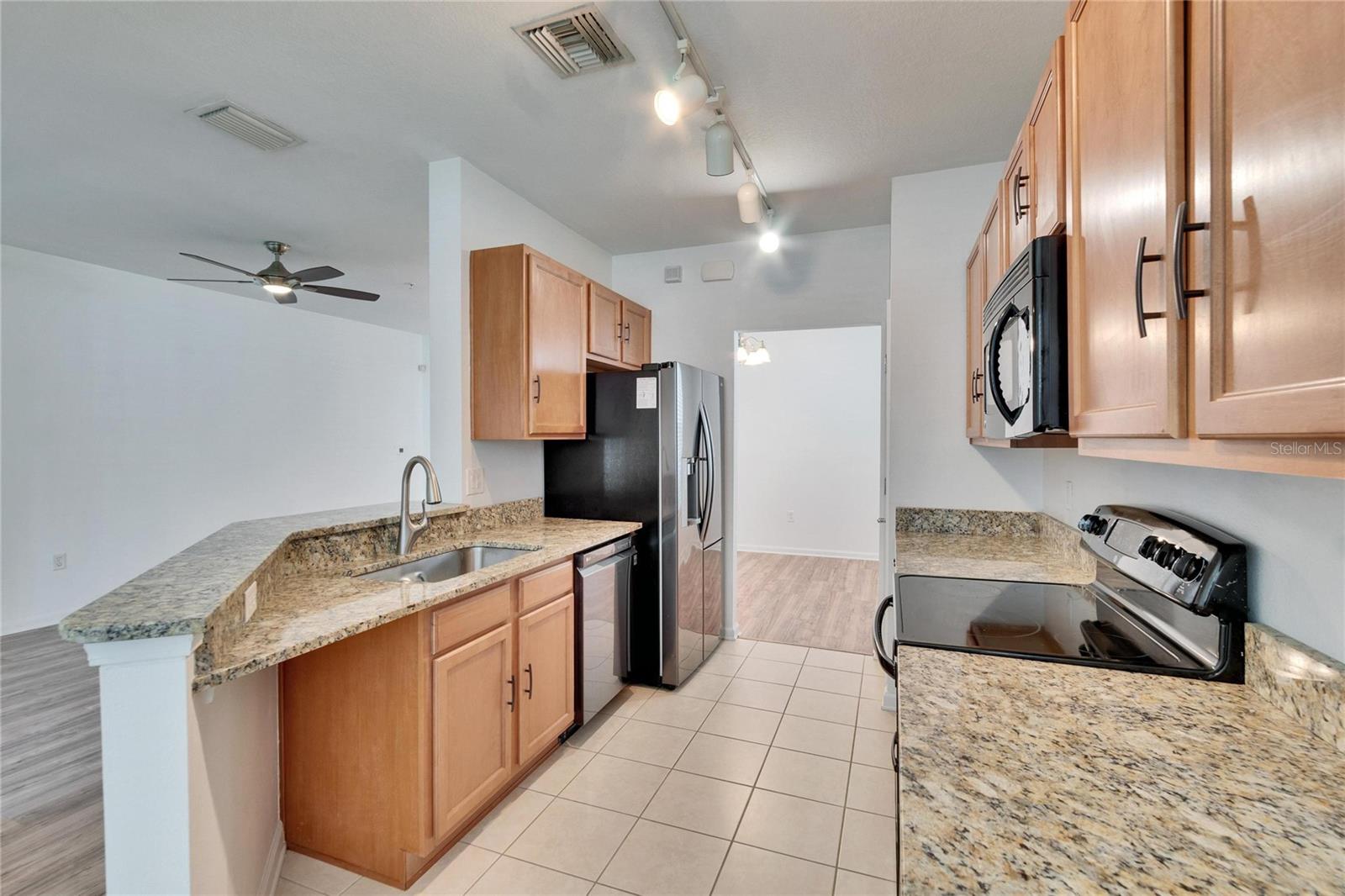 2119 KINGS PALACE DR, RIVERVIEW, FL, 33578