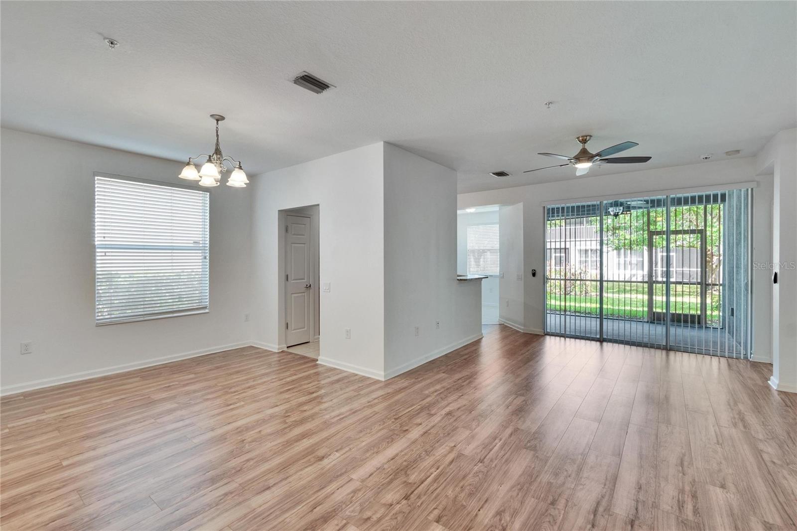 2119 KINGS PALACE DR, RIVERVIEW, FL, 33578