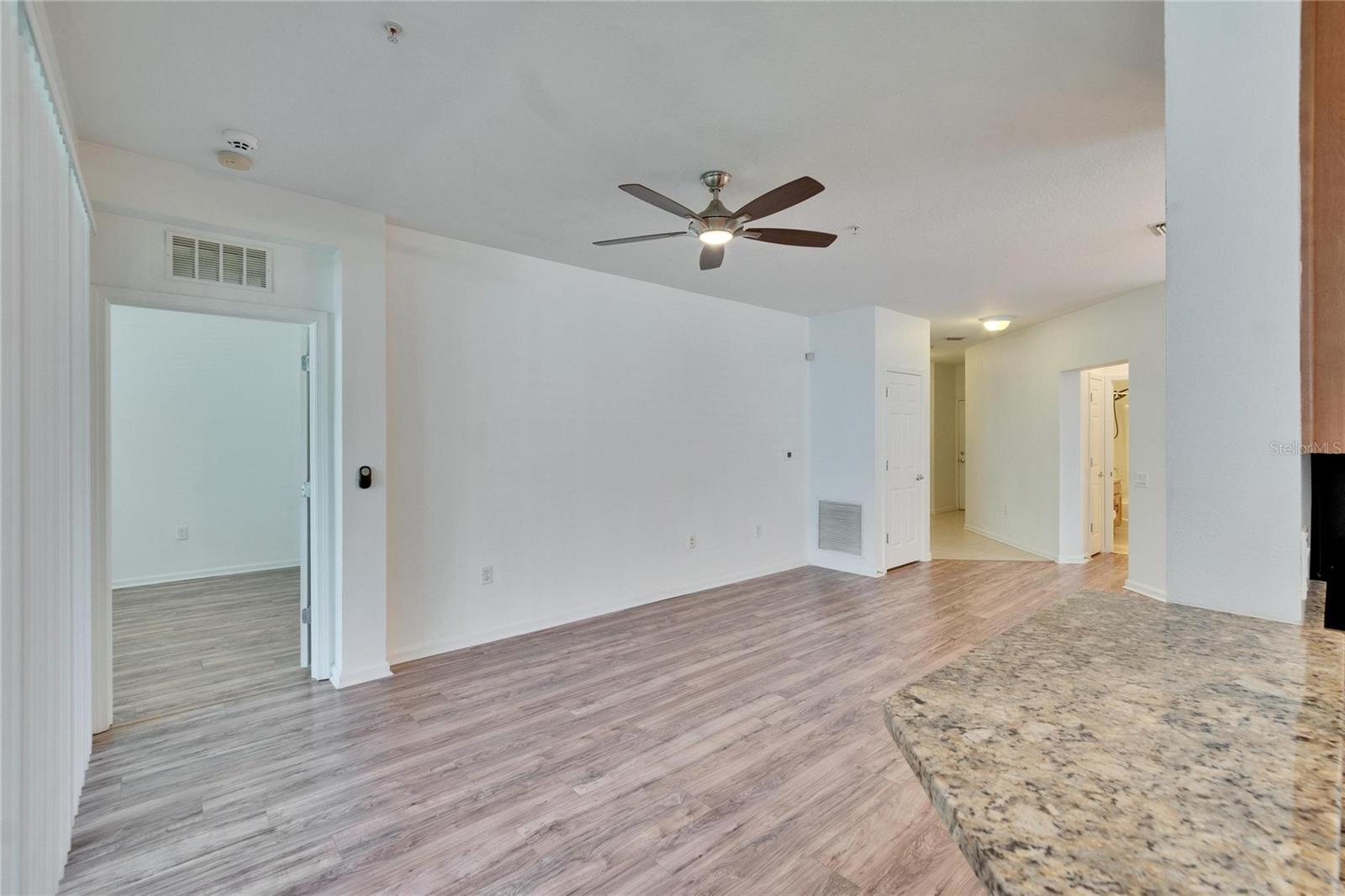 2119 KINGS PALACE DR, RIVERVIEW, FL, 33578