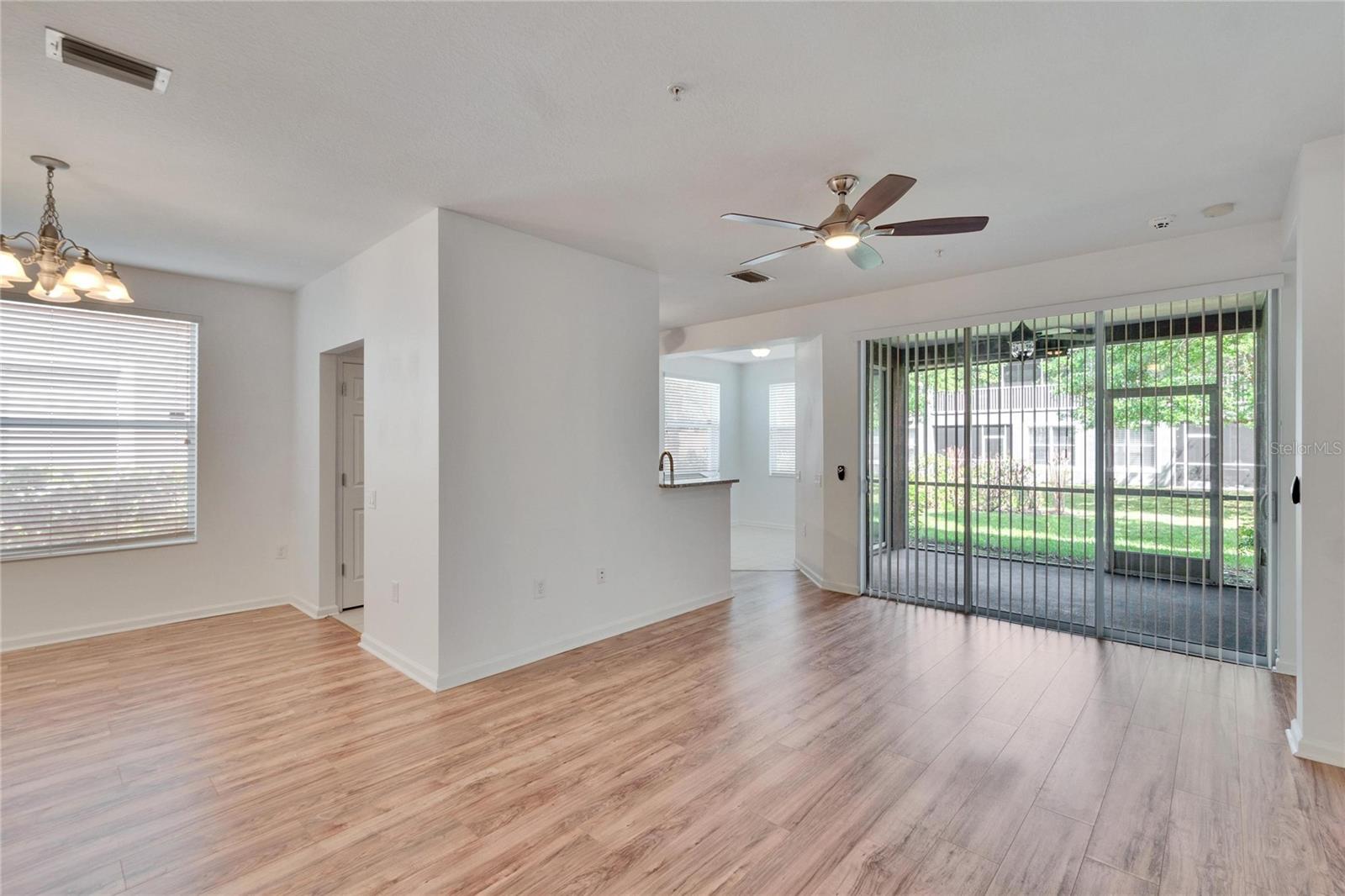 2119 KINGS PALACE DR, RIVERVIEW, FL, 33578