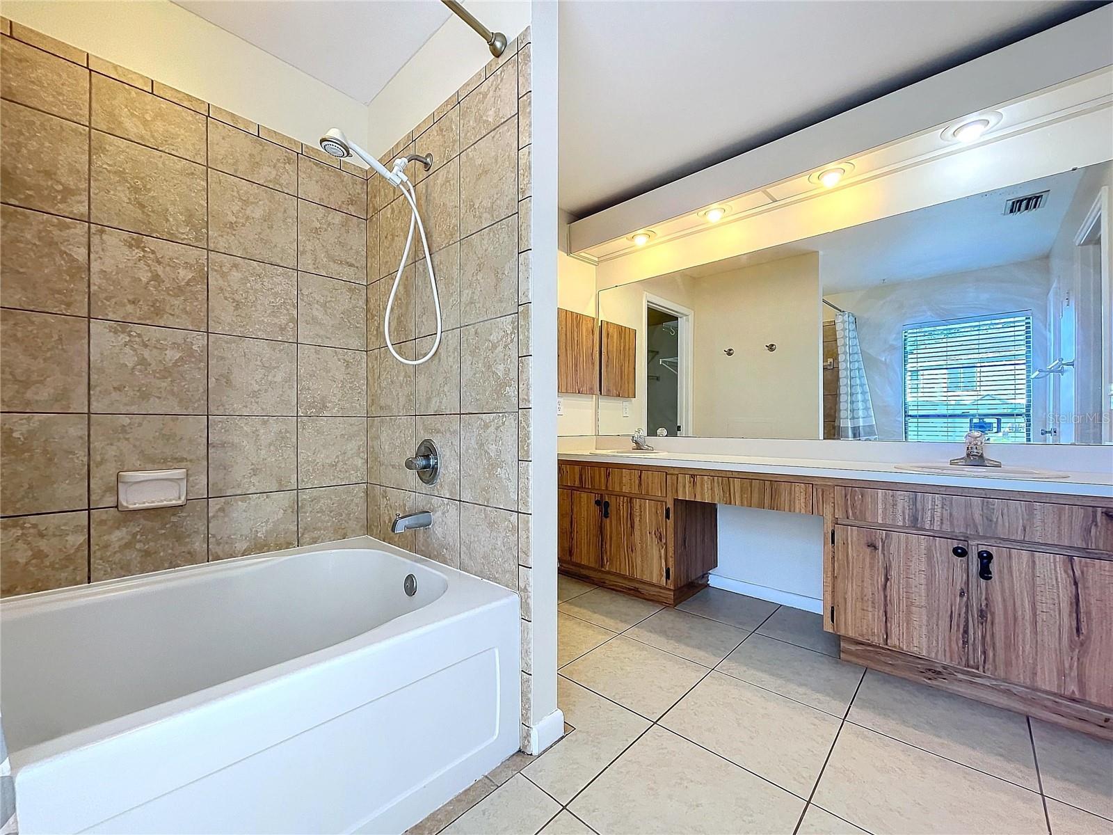 808 SMITH BAY, BRANDON, FL, 33510