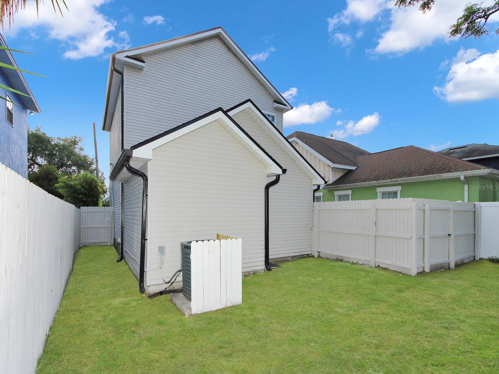 815 MCFALL AVE, ORLANDO, FL, 32805