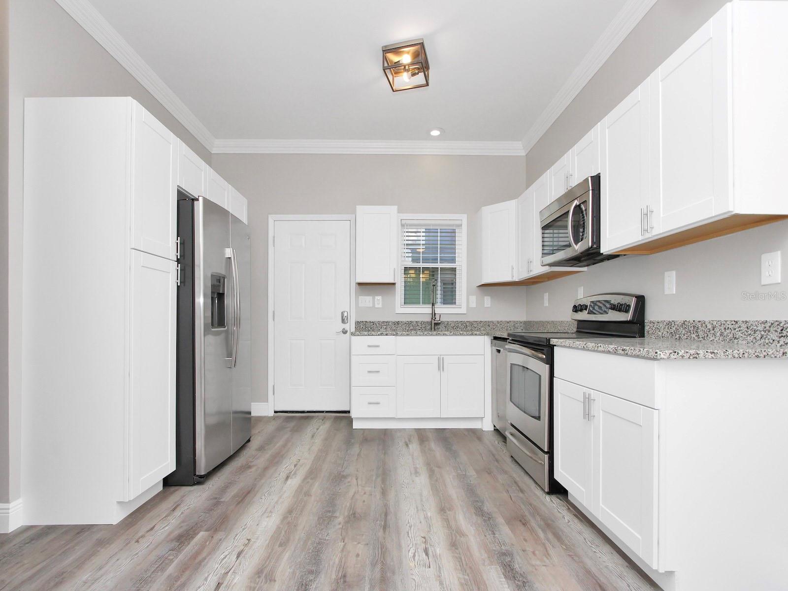 815 MCFALL AVE, ORLANDO, FL, 32805