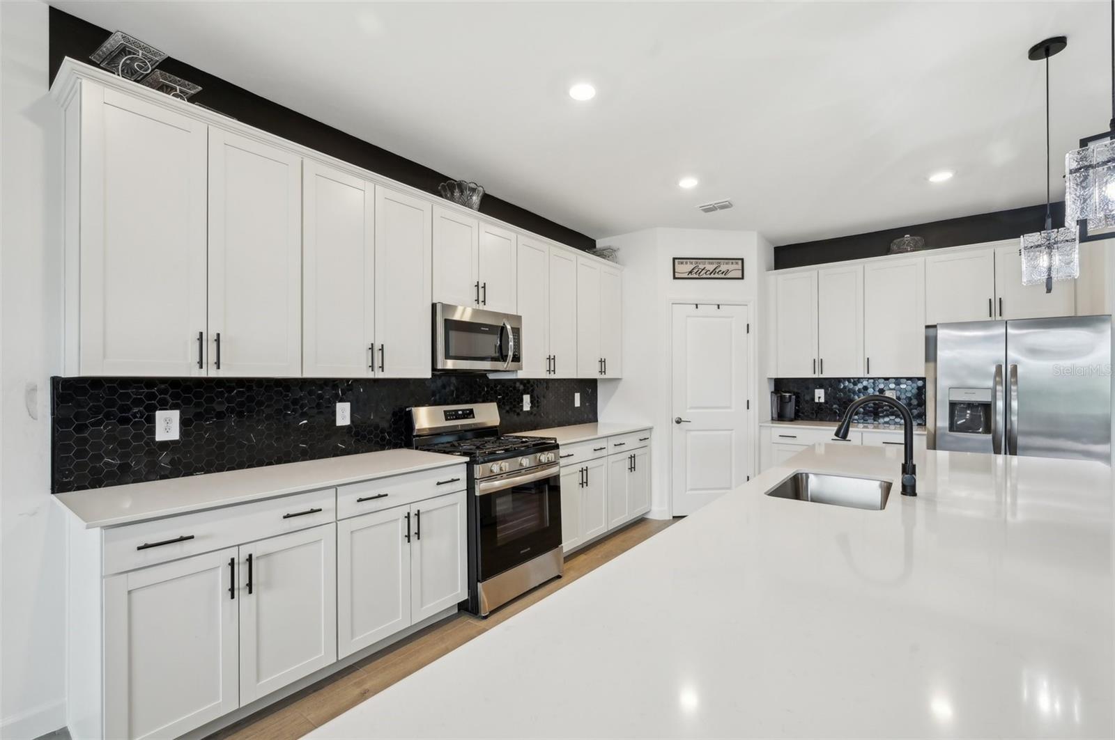 15104 BLUE BAY TER, LAKEWOOD RANCH, FL, 34211