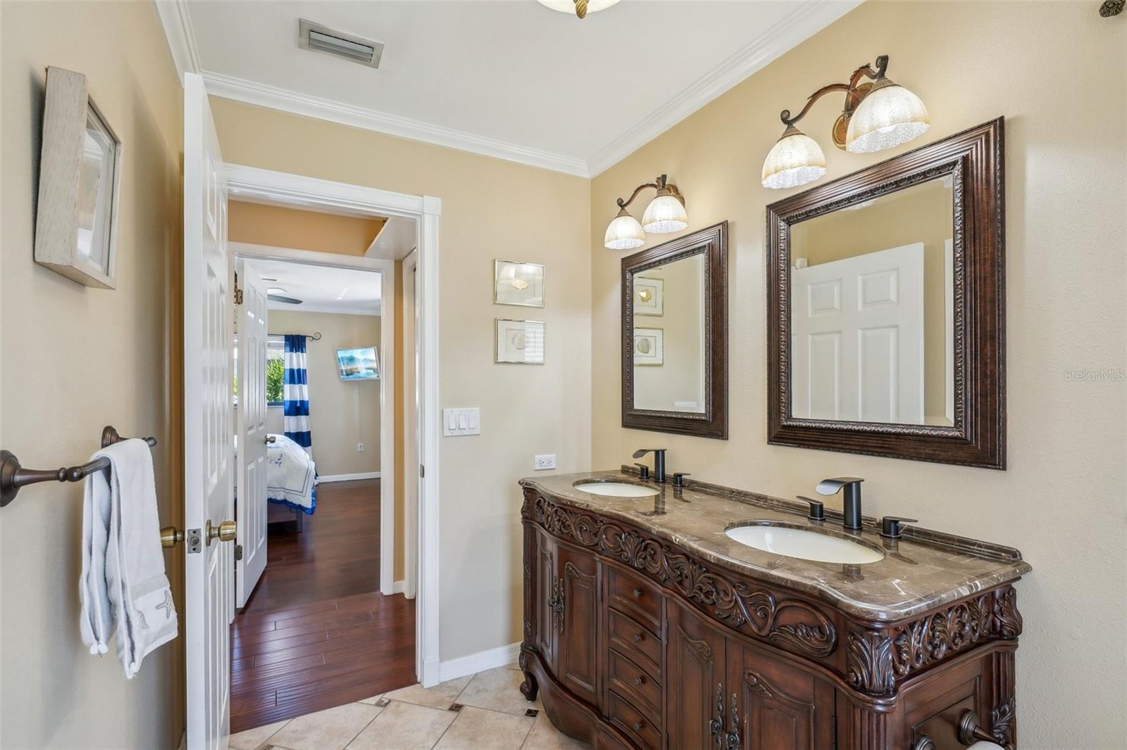 2704 HERNDON ST, VALRICO, FL, 33596