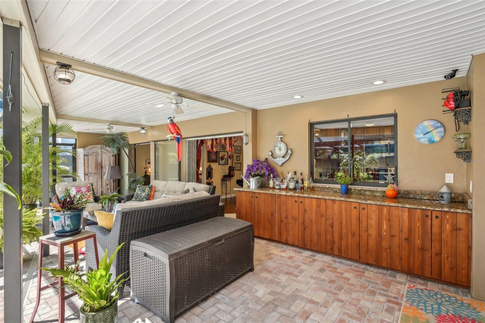 2704 HERNDON ST, VALRICO, FL, 33596