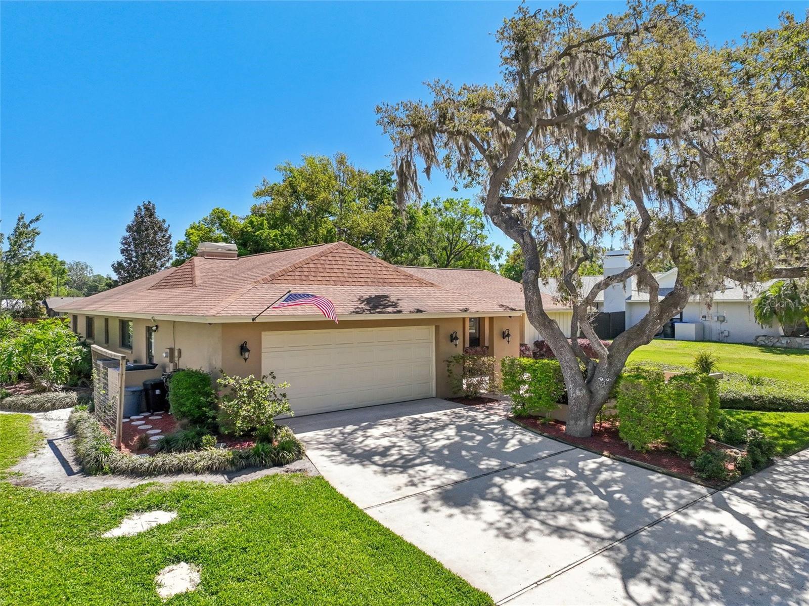 2704 HERNDON ST, VALRICO, FL, 33596