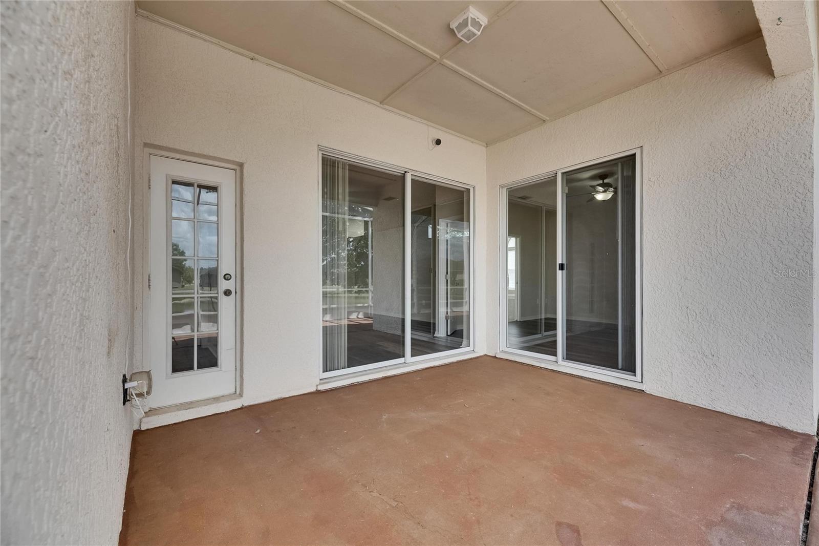 6803 RUNNER OAK DR, WESLEY CHAPEL, FL, 33545