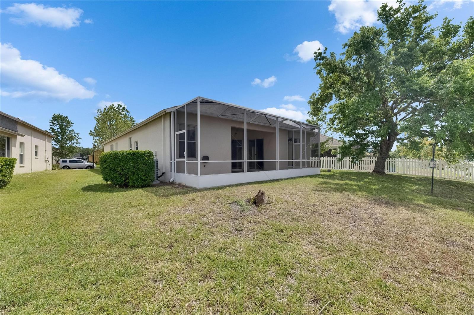 6803 RUNNER OAK DR, WESLEY CHAPEL, FL, 33545