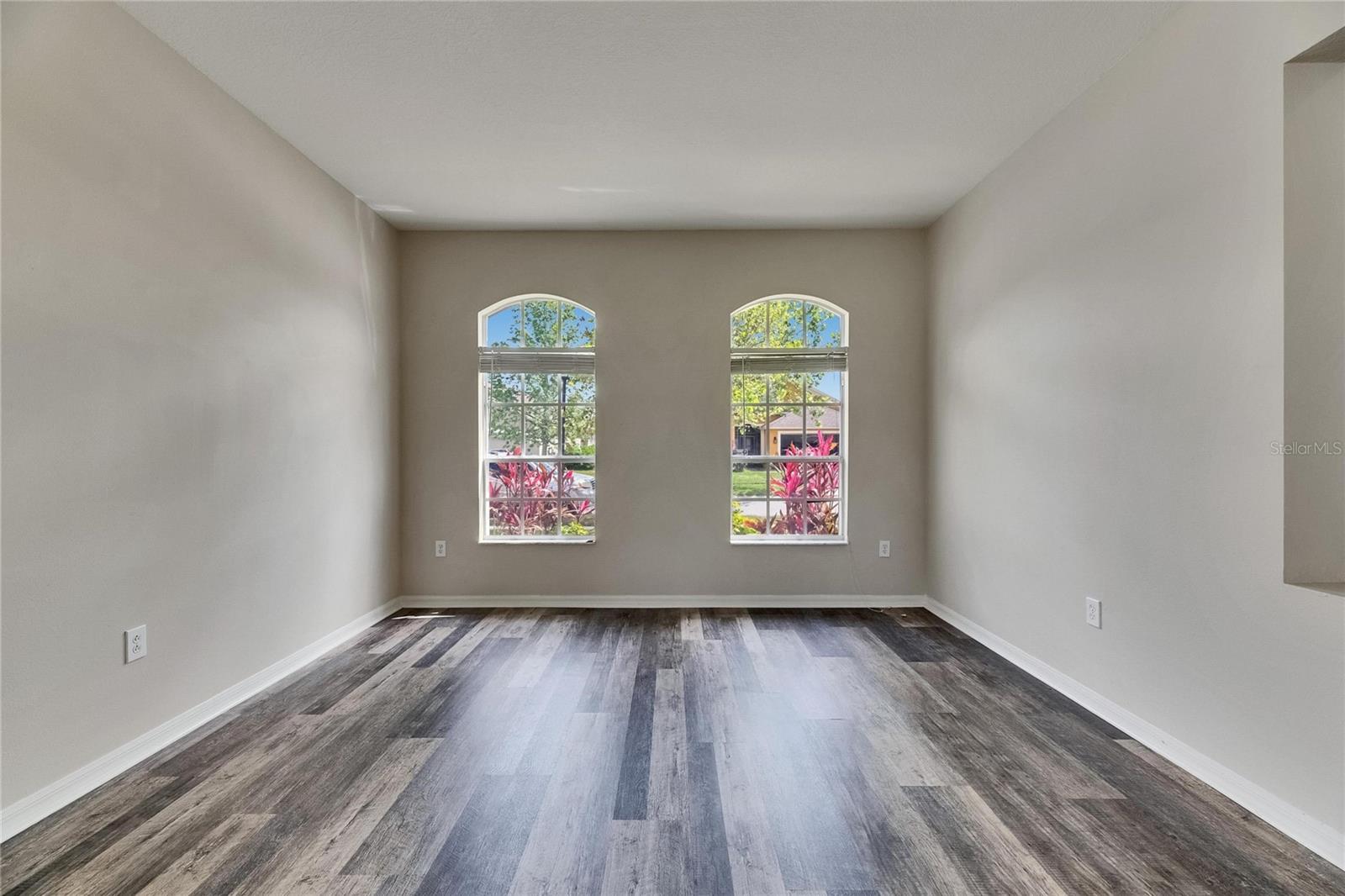 6803 RUNNER OAK DR, WESLEY CHAPEL, FL, 33545