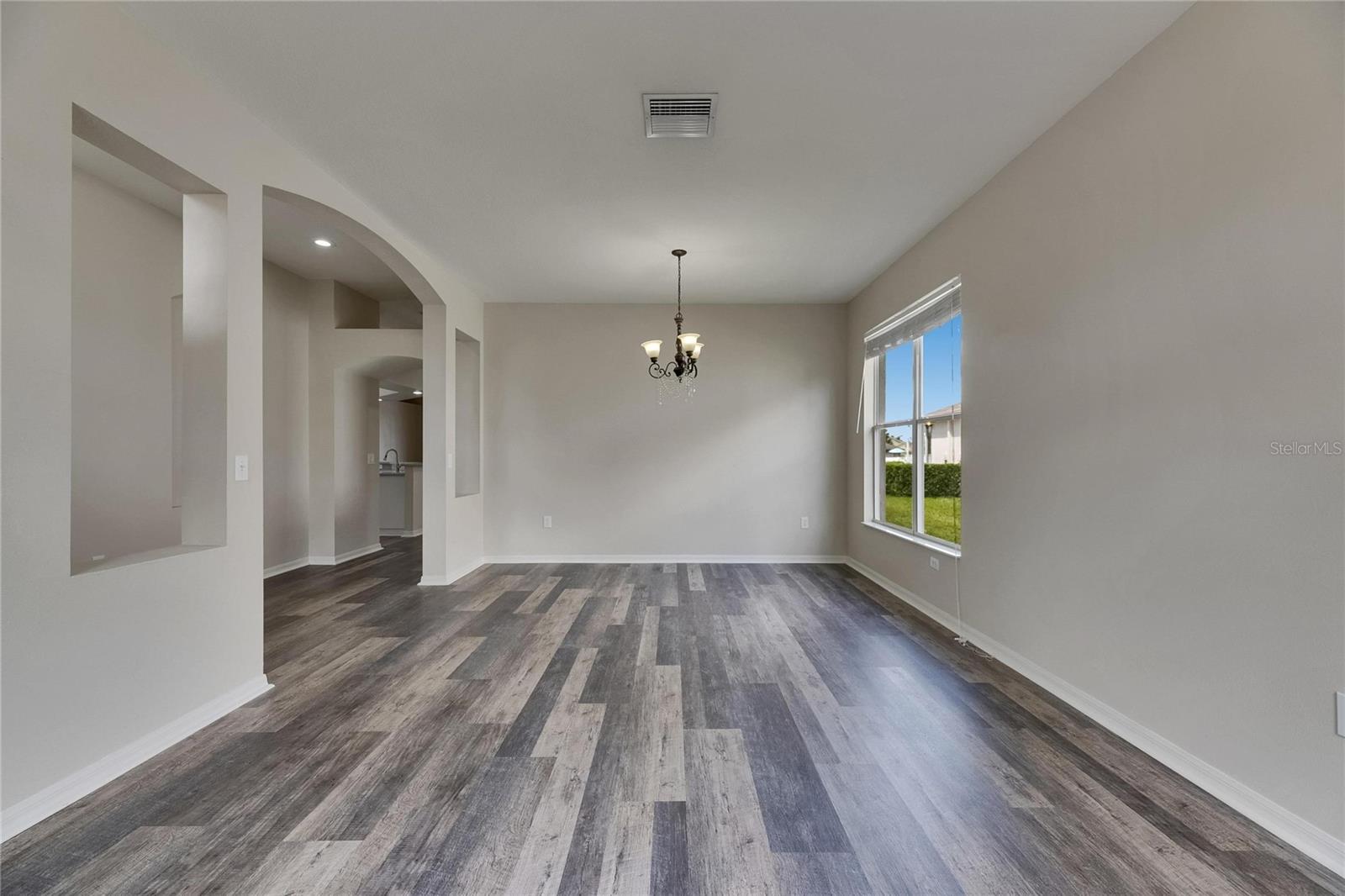 6803 RUNNER OAK DR, WESLEY CHAPEL, FL, 33545