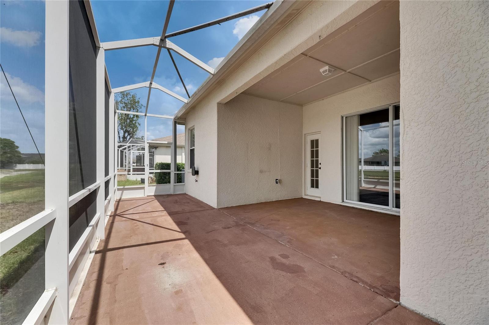 6803 RUNNER OAK DR, WESLEY CHAPEL, FL, 33545