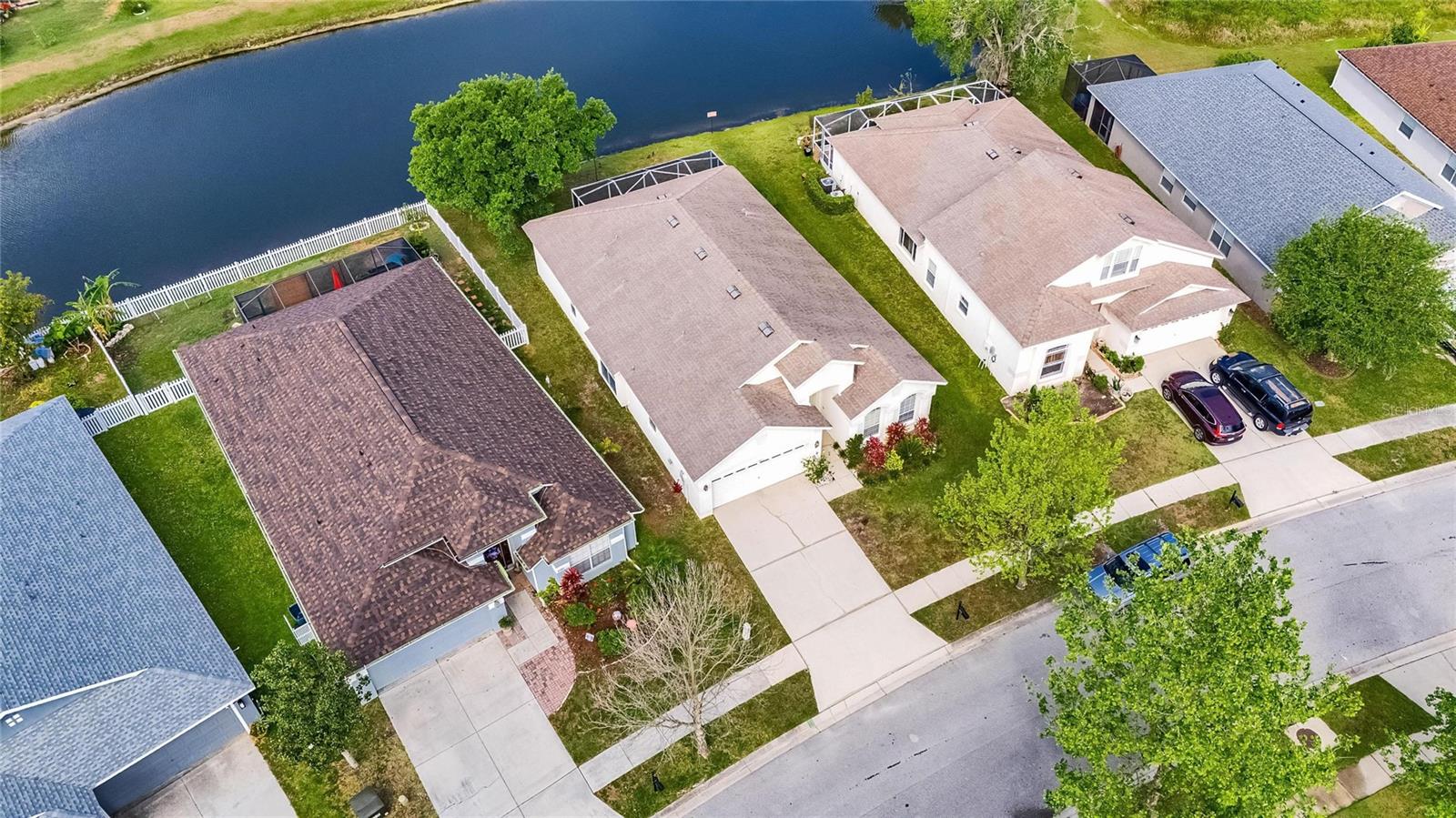 6803 RUNNER OAK DR, WESLEY CHAPEL, FL, 33545