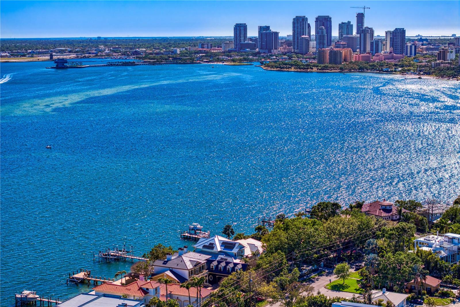 1695 BRIGHTWATERS BLVD NE, ST PETERSBURG, FL, 33704