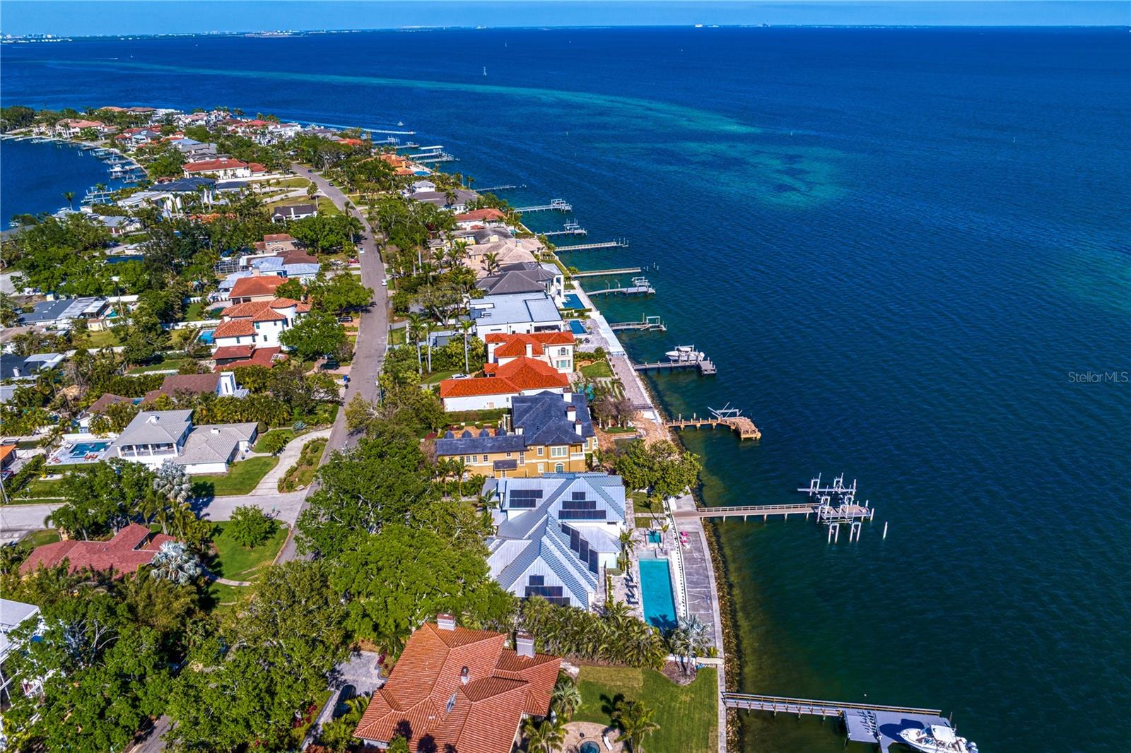 1695 BRIGHTWATERS BLVD NE, ST PETERSBURG, FL, 33704