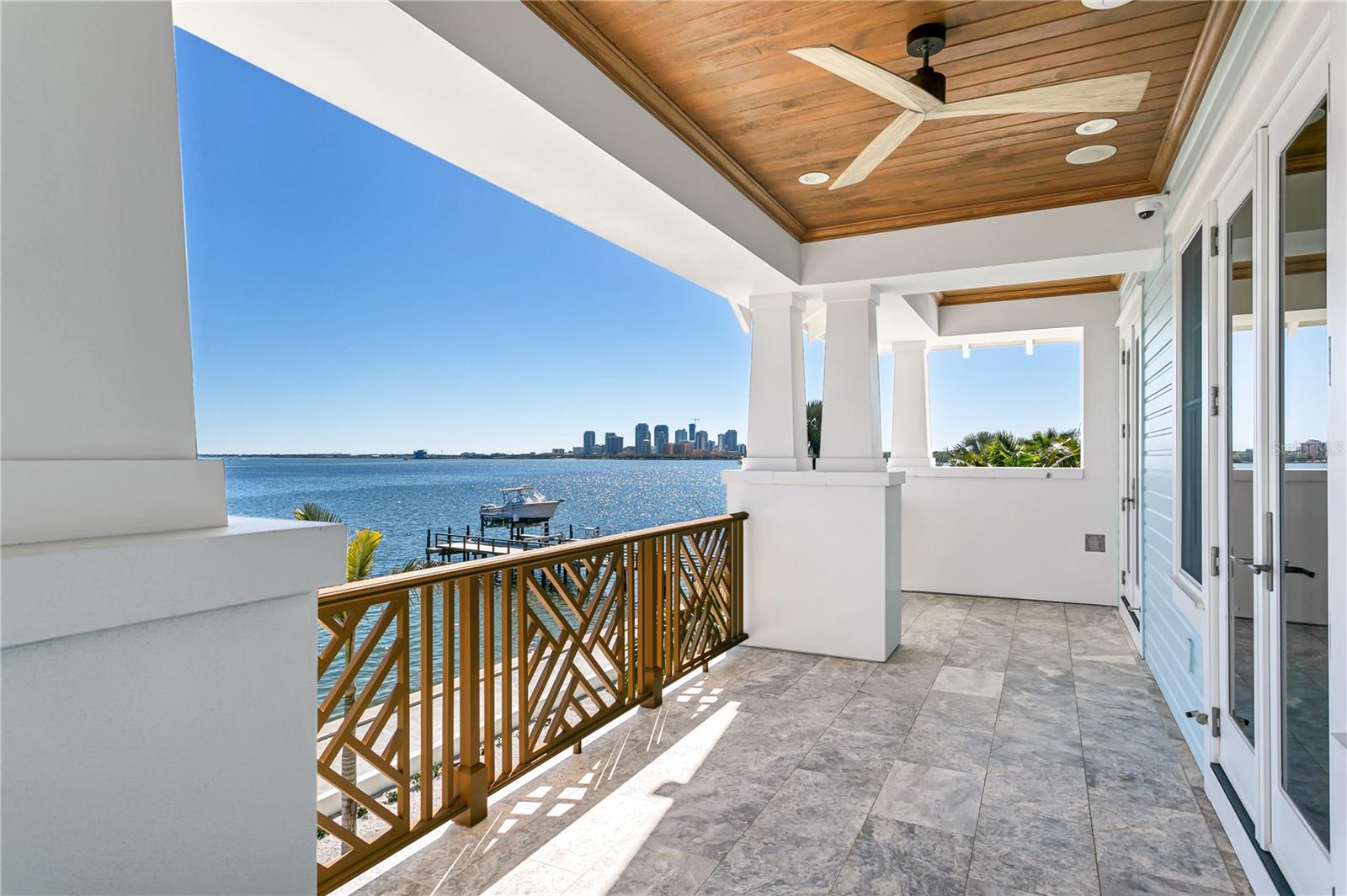 1695 BRIGHTWATERS BLVD NE, ST PETERSBURG, FL, 33704